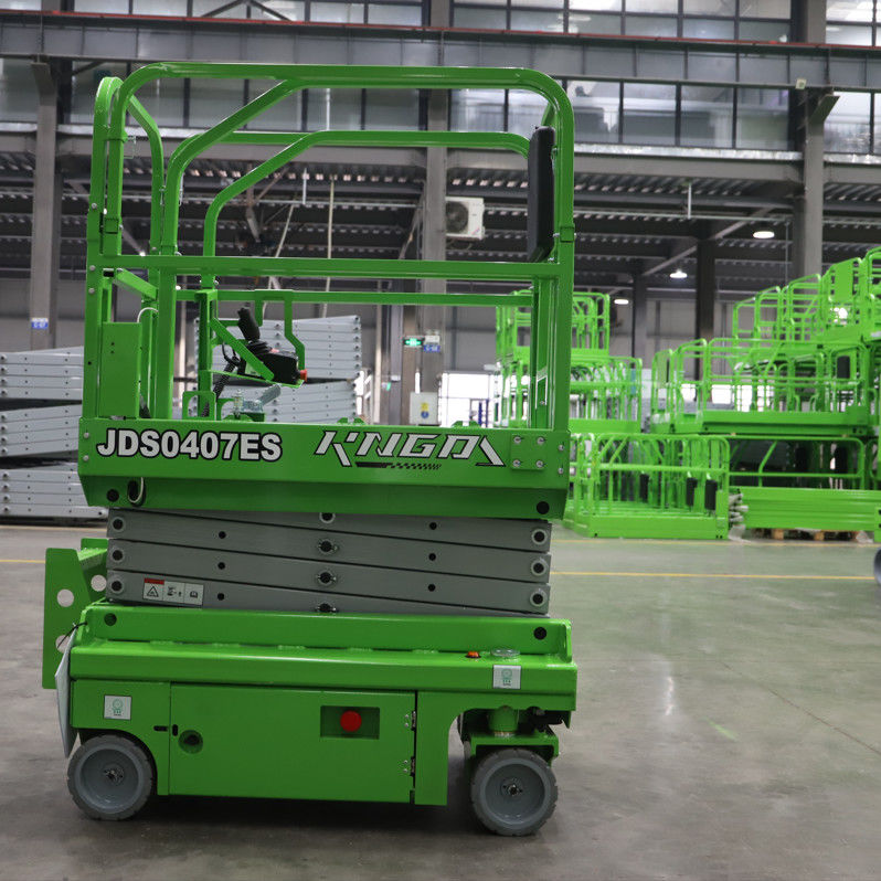 2WD AWP Self-Propelled Scissor Lift Working Height 6M Drive Speed 0.8Km/H