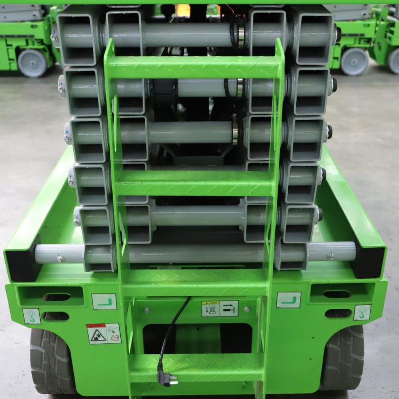 Electric Automatic Scissor Lift Platform Height 14m Self Propelled Lifts 2.3x1.14m